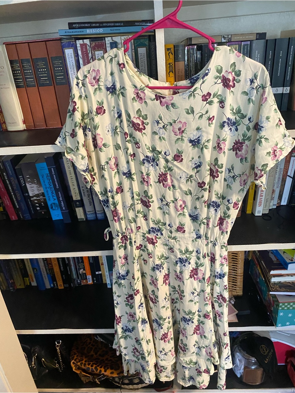Vintage byer Floral Short-Sleeve Dress - Cream with Pink & Blue Flowers